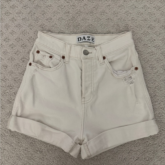 Daze Pants - Daze Denim Shorts Women's Size 24 White High Rise